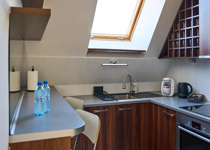 Ah Sw Antoniego アパート